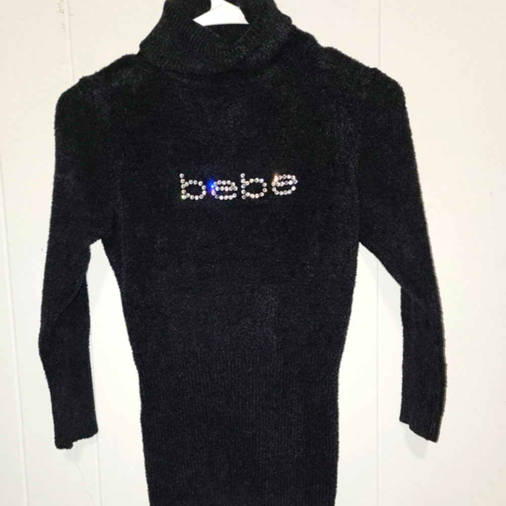 Bebe Vintage Super Soft , Swarovski Crystal Logo Sweater 😍 Size Medium